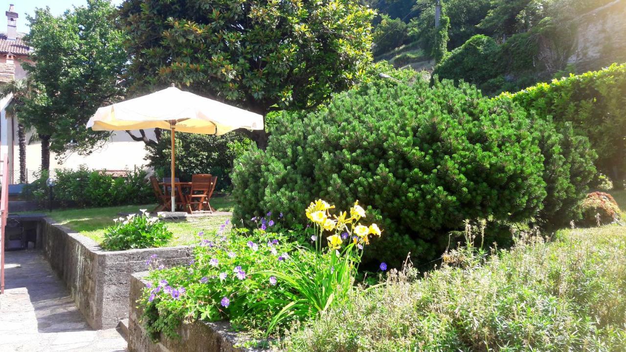 Villa Giardino Дервио Екстериор снимка