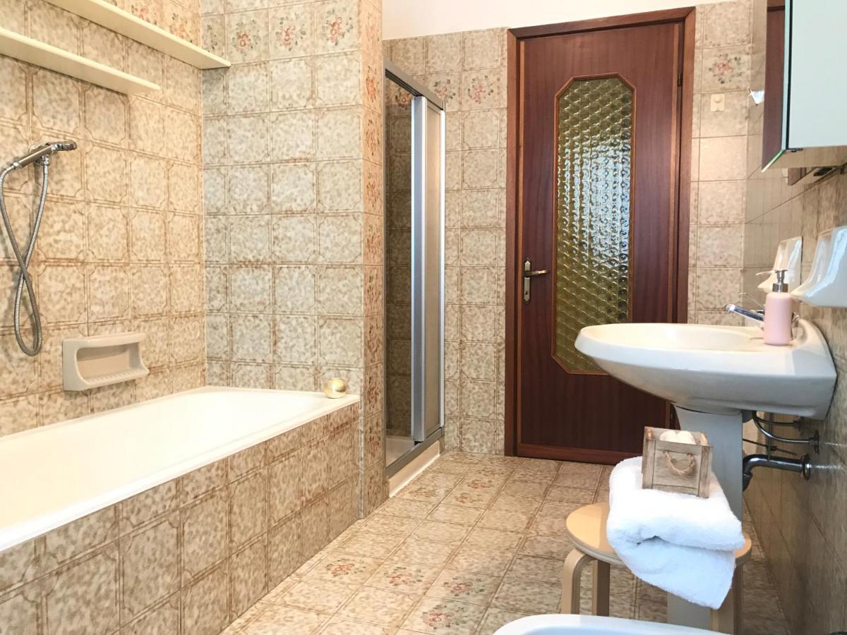 Villa Giardino Дервио Екстериор снимка